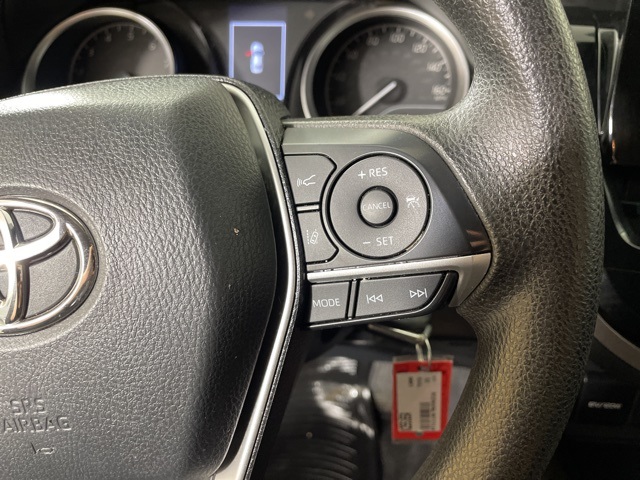 Vehicle image 19 of 41