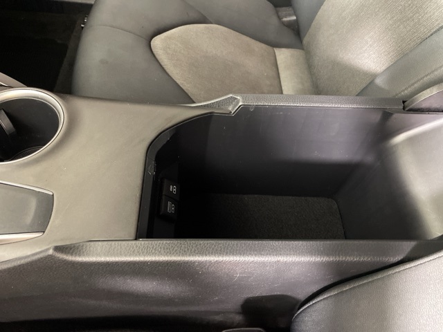 Vehicle image 29 of 41