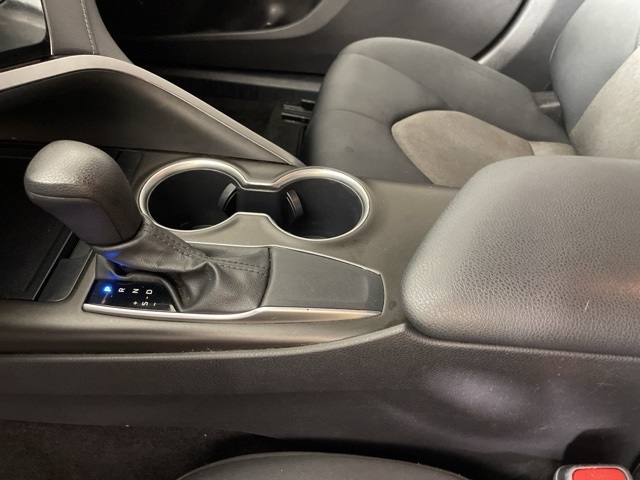 Vehicle image 28 of 41