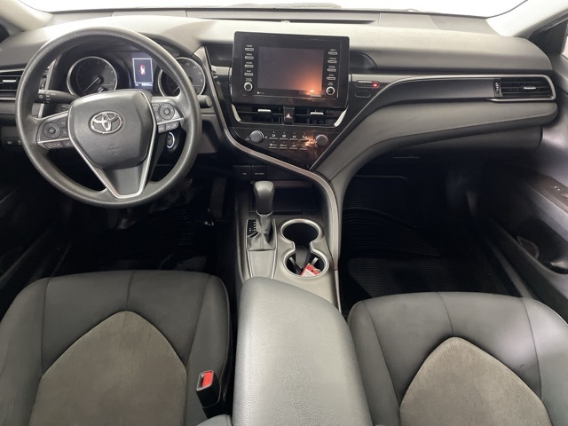 Vehicle image 31 of 41
