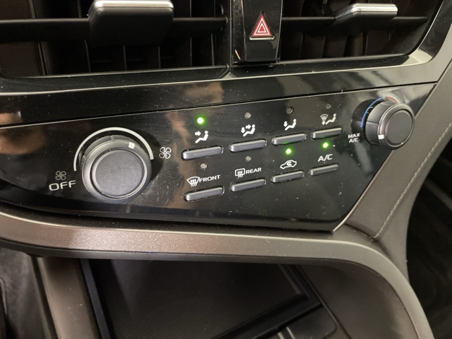 Vehicle image 26 of 41
