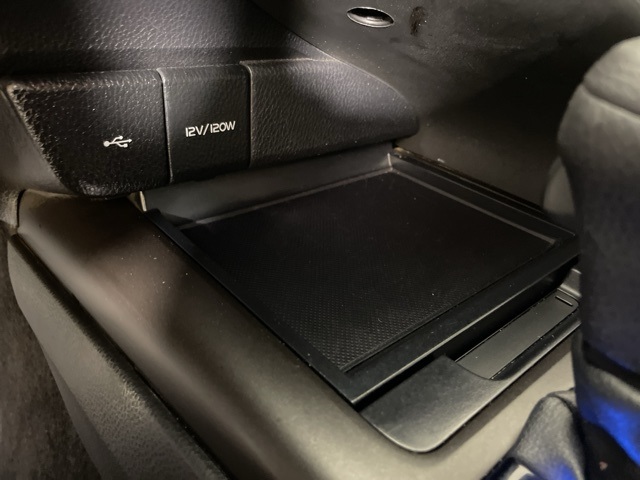 Vehicle image 27 of 41