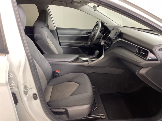Vehicle image 38 of 41