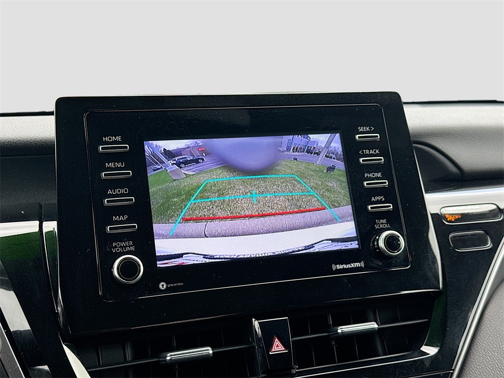 Vehicle image 12 of 24