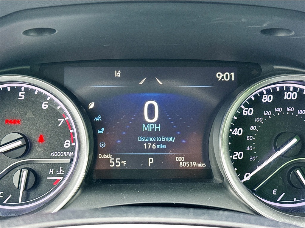 Vehicle image 11 of 24