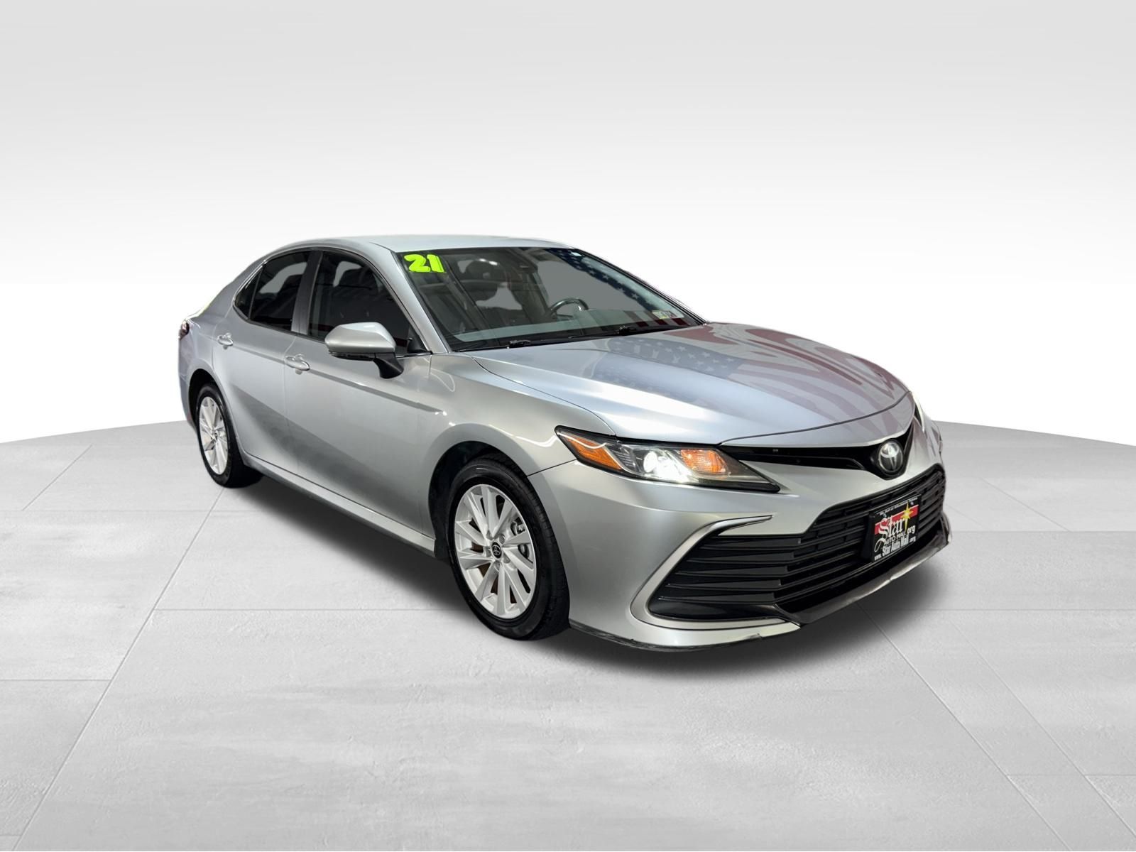 Vehicle image 5 of 26