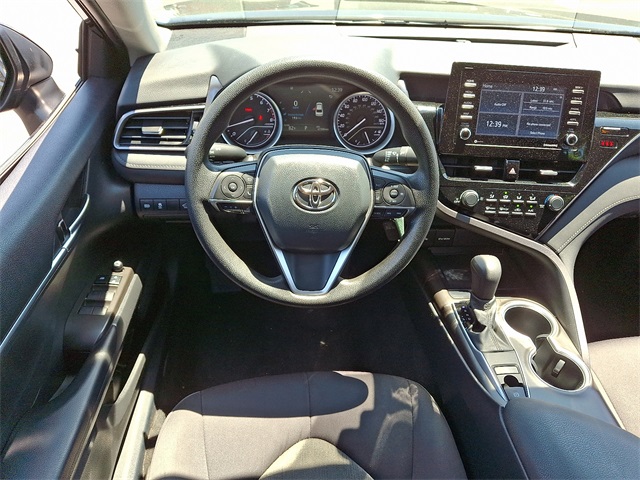Vehicle image 12 of 30