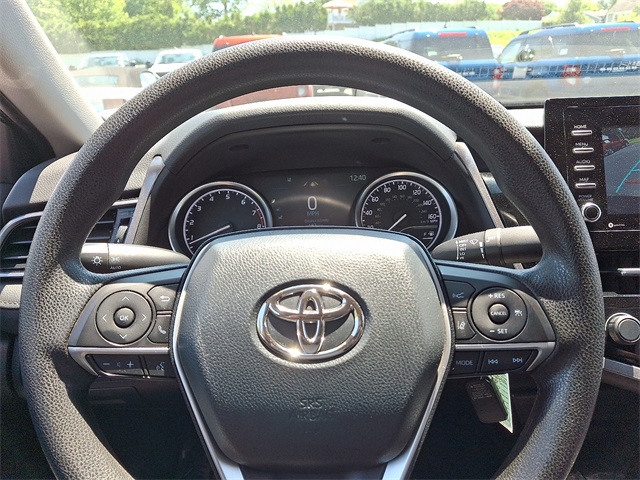 Vehicle image 20 of 30
