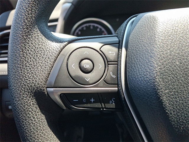 Vehicle image 22 of 30