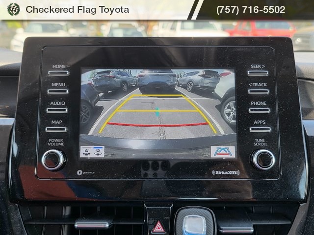 Vehicle image 16 of 22