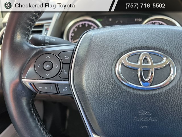 Vehicle image 13 of 22