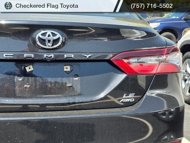 Vehicle image 7 of 22