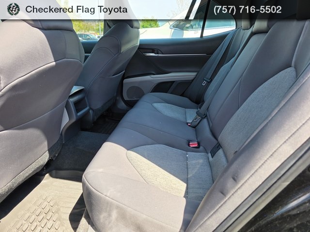 Vehicle image 20 of 22