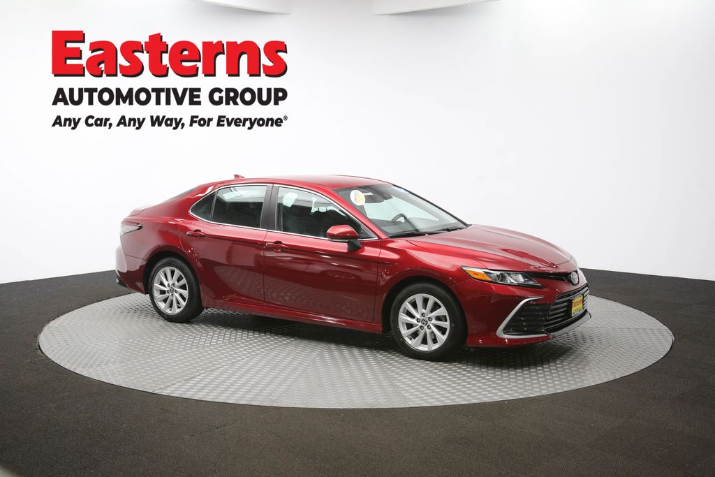 Vehicle image 15 of 61