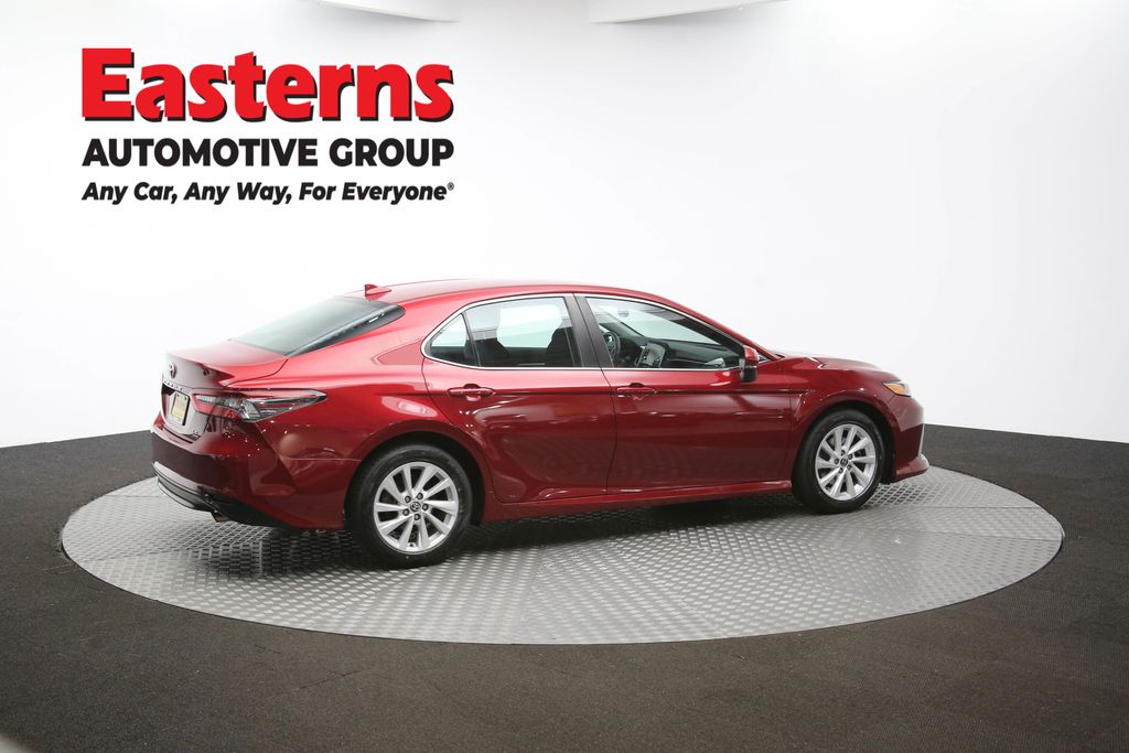 Vehicle image 20 of 61