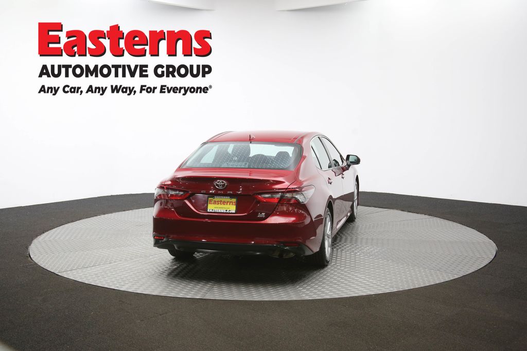 Vehicle image 23 of 61