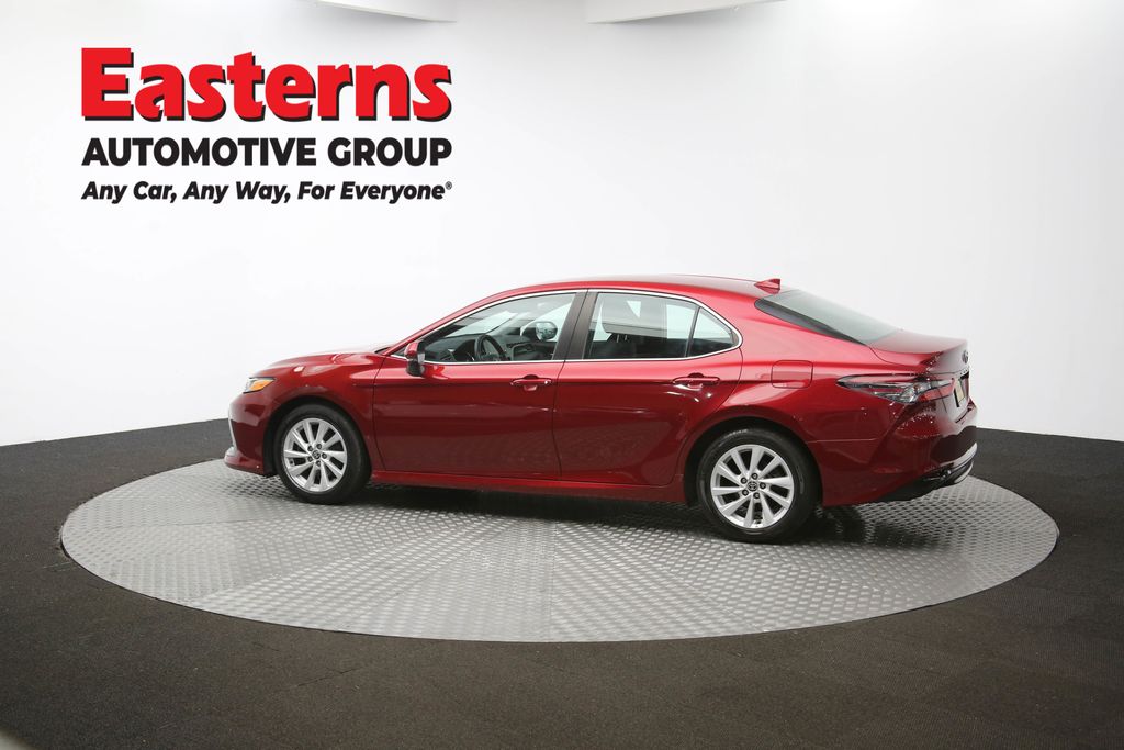 Vehicle image 29 of 61