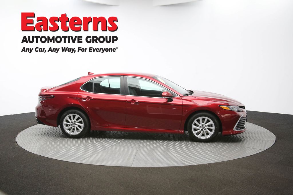 Vehicle image 19 of 61