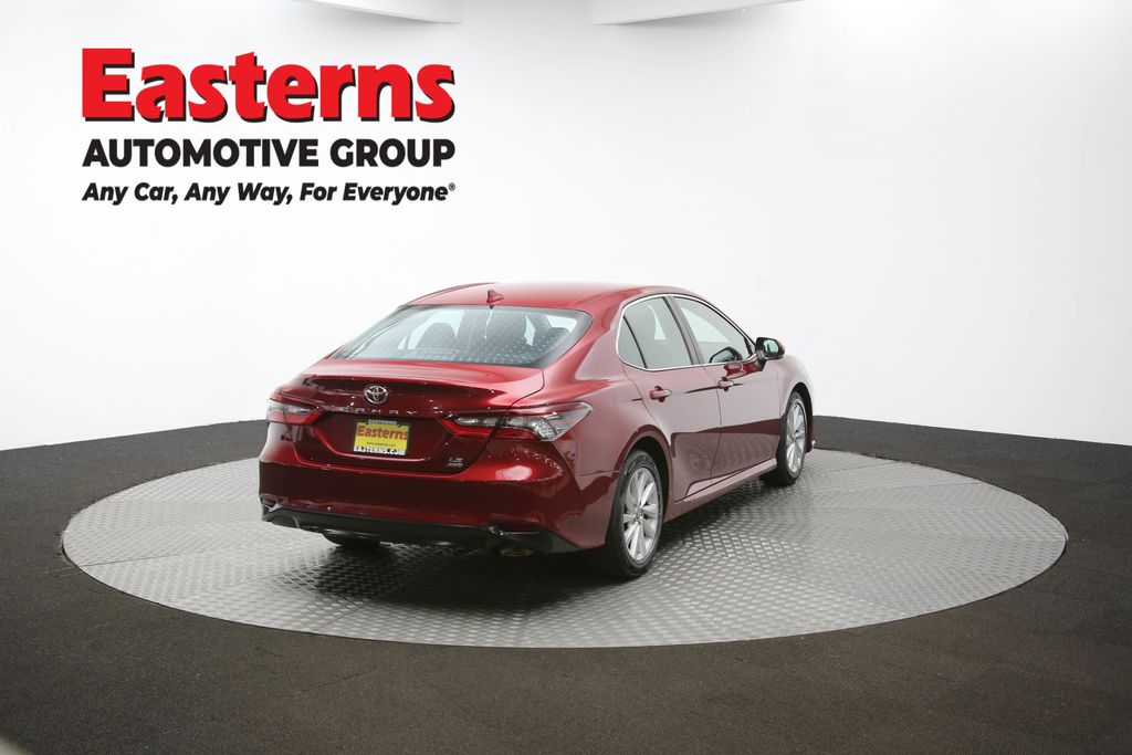 Vehicle image 24 of 61