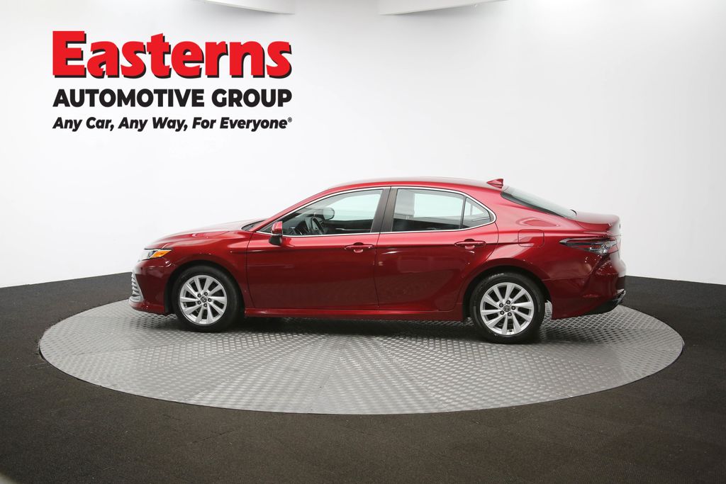 Vehicle image 36 of 61