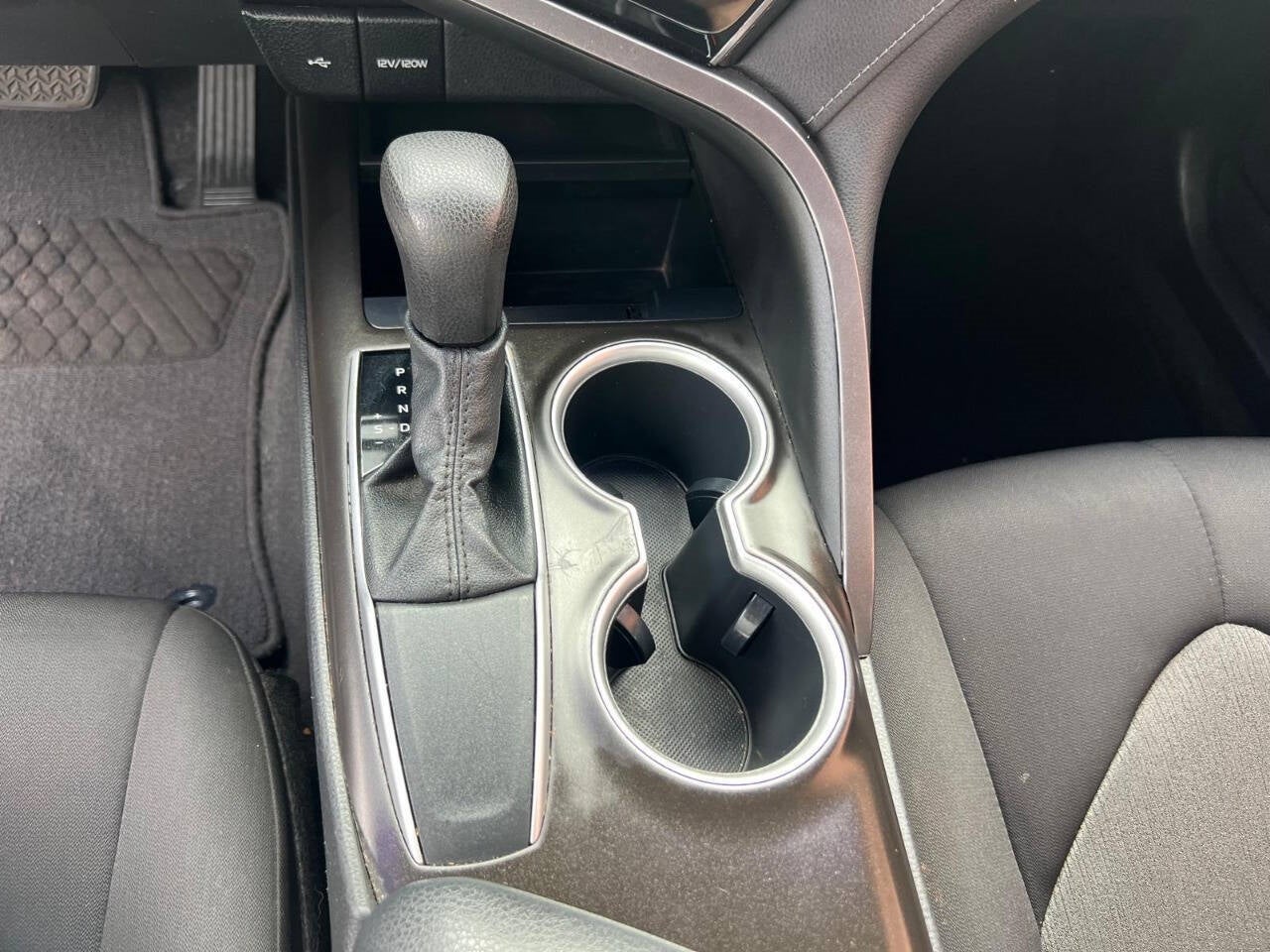 Vehicle image 24 of 44