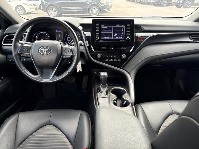 Vehicle image 18 of 35