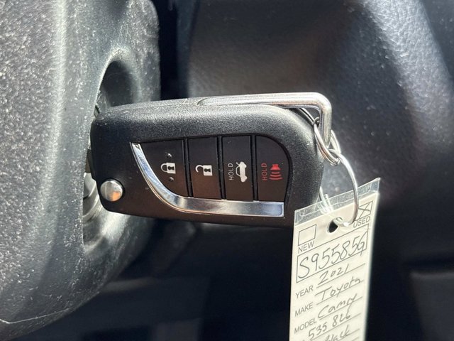 Vehicle image 27 of 35