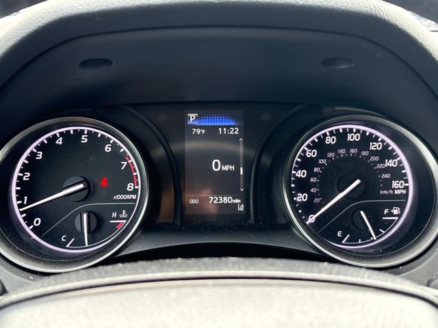 Vehicle image 20 of 35