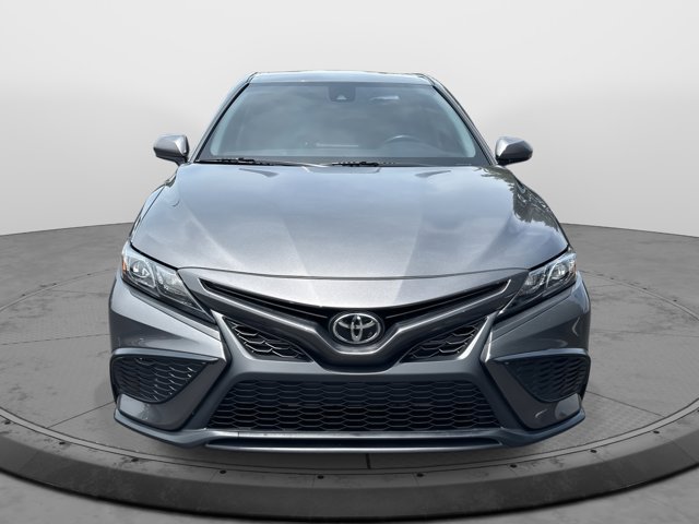 Vehicle image 2 of 35
