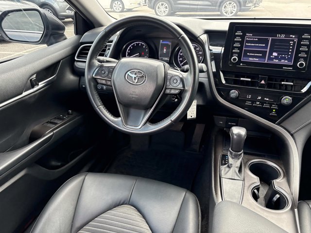 Vehicle image 19 of 35