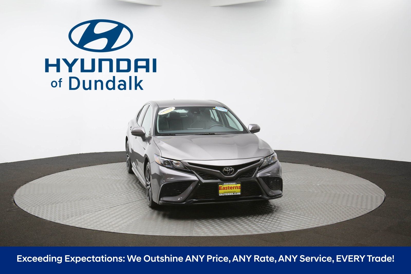 Vehicle image 14 of 62