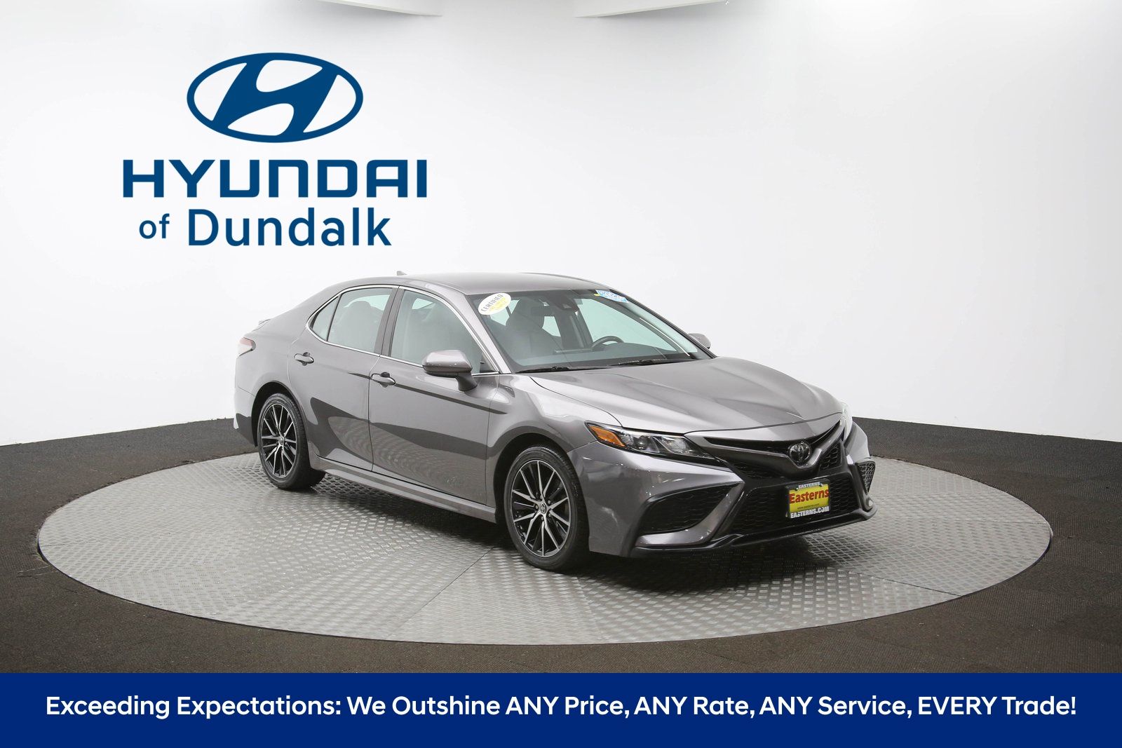 Vehicle image 12 of 62