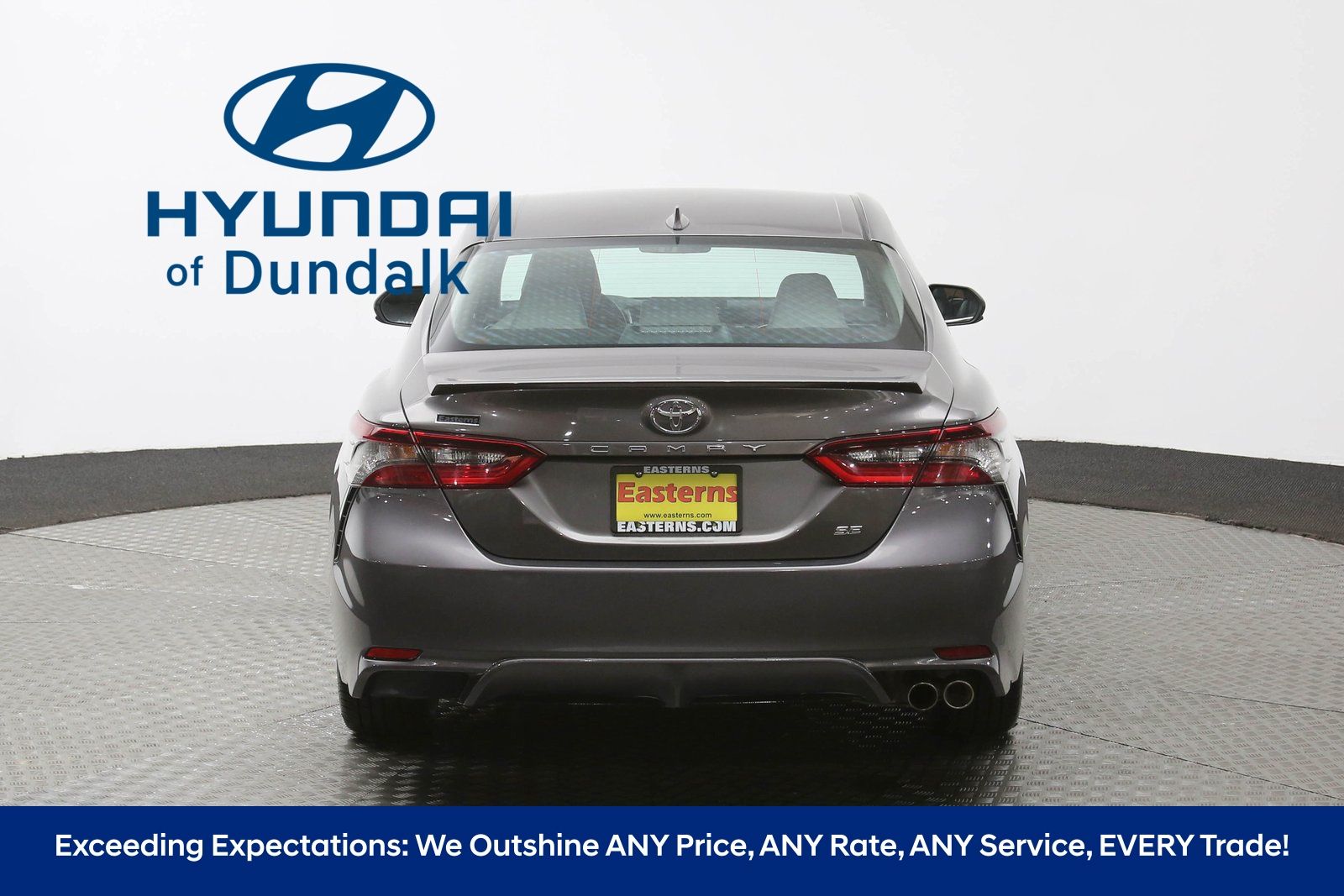 Vehicle image 28 of 62