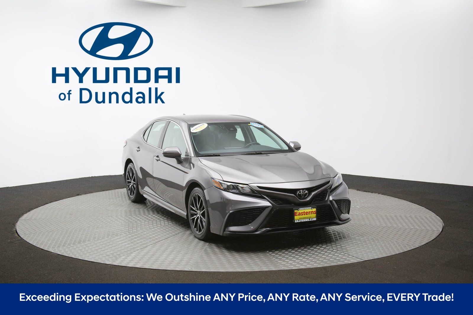 Vehicle image 11 of 62