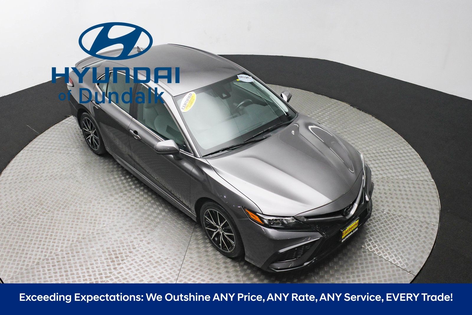 Vehicle image 16 of 62
