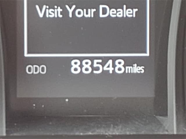 Vehicle image 24 of 30