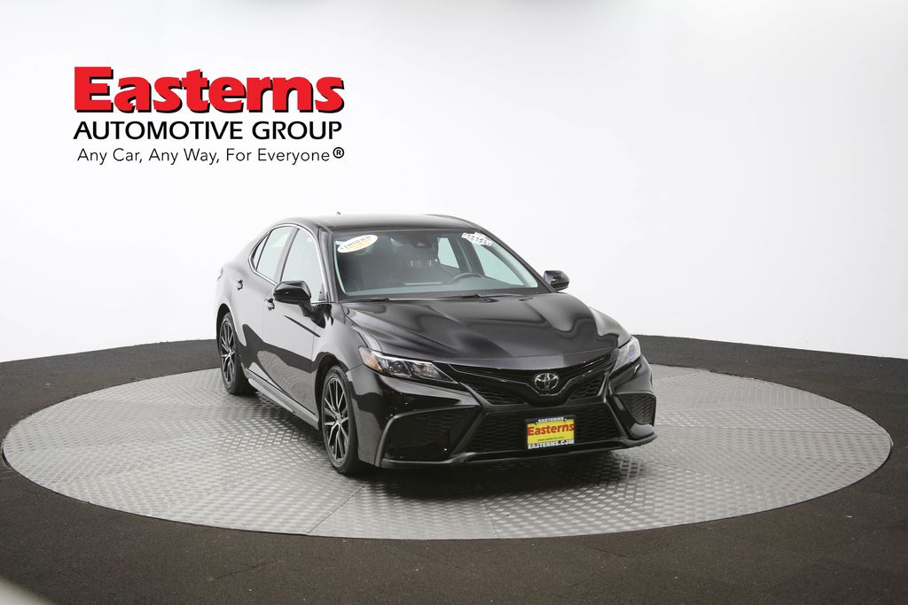 Vehicle image 12 of 61