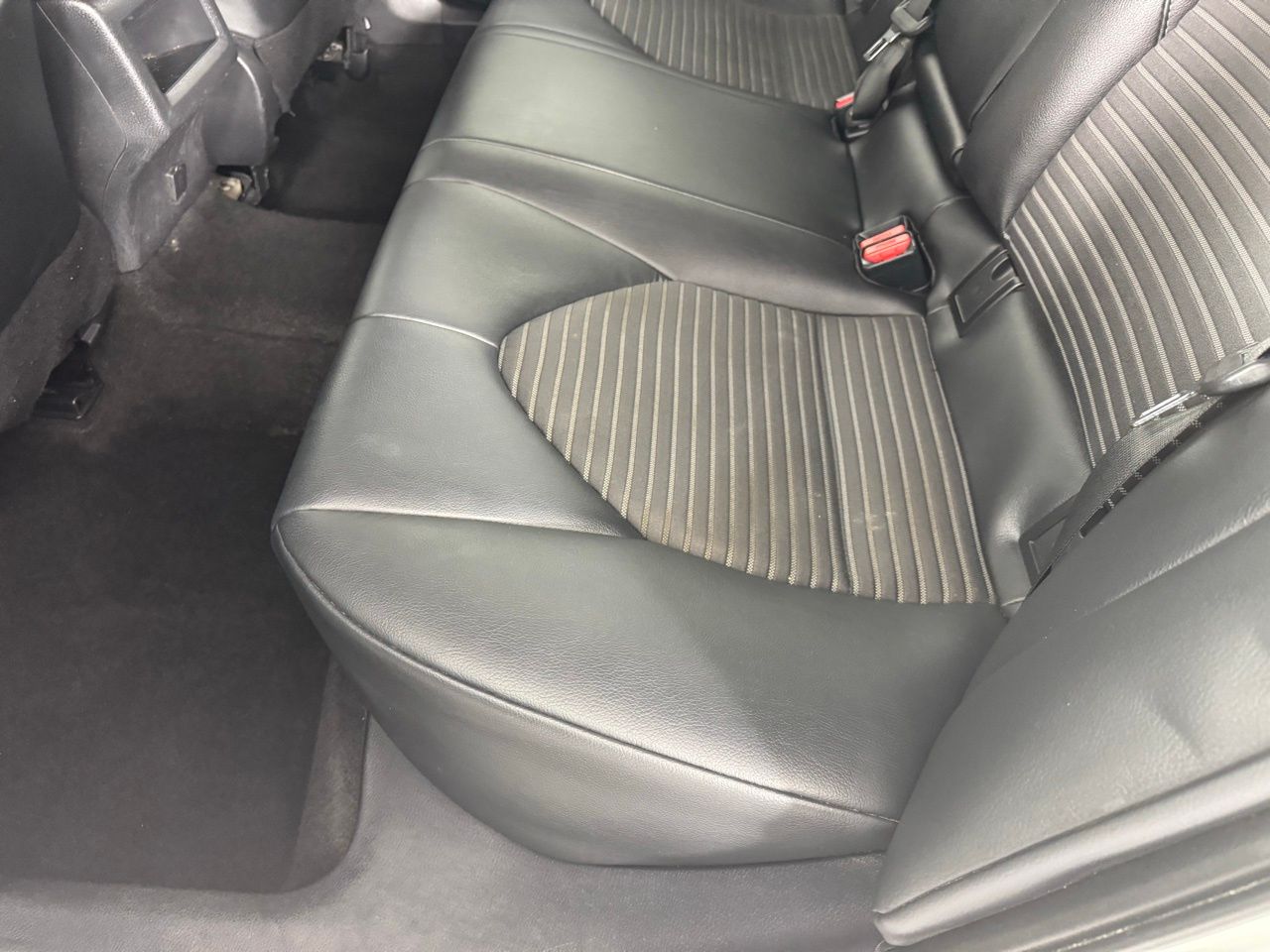 Vehicle image 12 of 30
