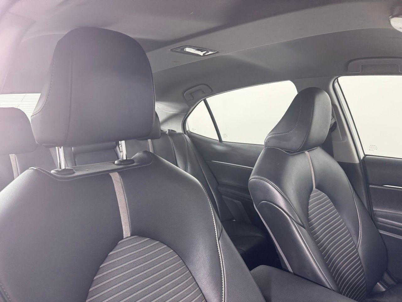 Vehicle image 9 of 30