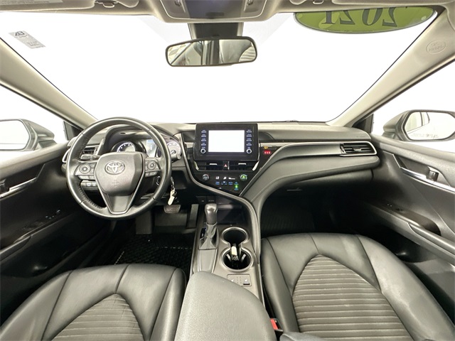 Vehicle image 13 of 29