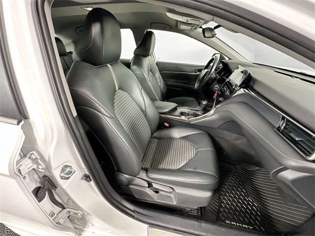 Vehicle image 12 of 29