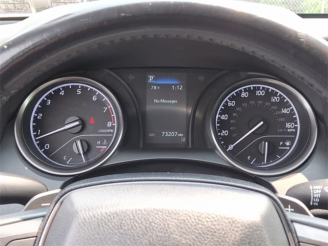 Vehicle image 24 of 31