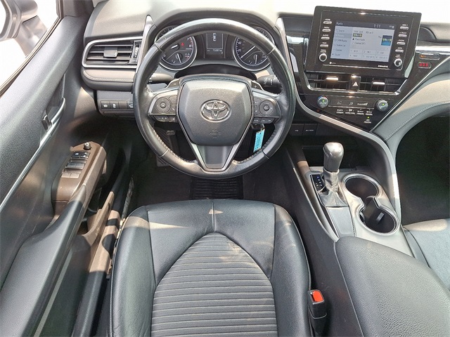 Vehicle image 13 of 31
