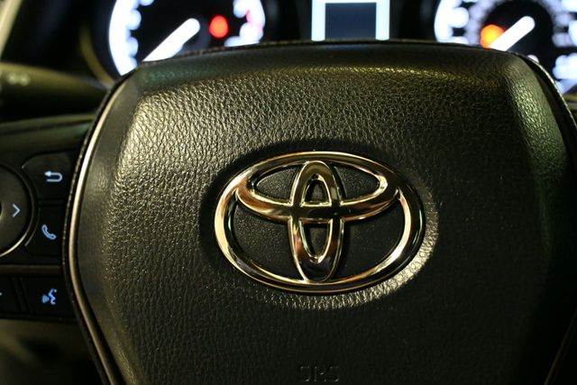 Vehicle image 29 of 50