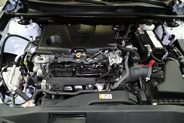 Vehicle image 15 of 50