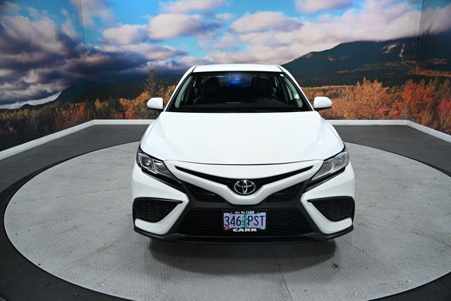 Vehicle image 2 of 50