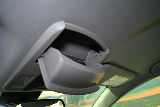 Vehicle image 34 of 50
