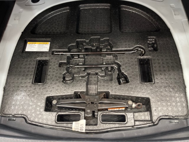 Vehicle image 38 of 49