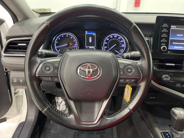Vehicle image 26 of 49