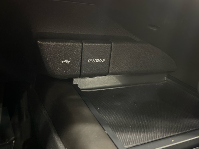 Vehicle image 23 of 49